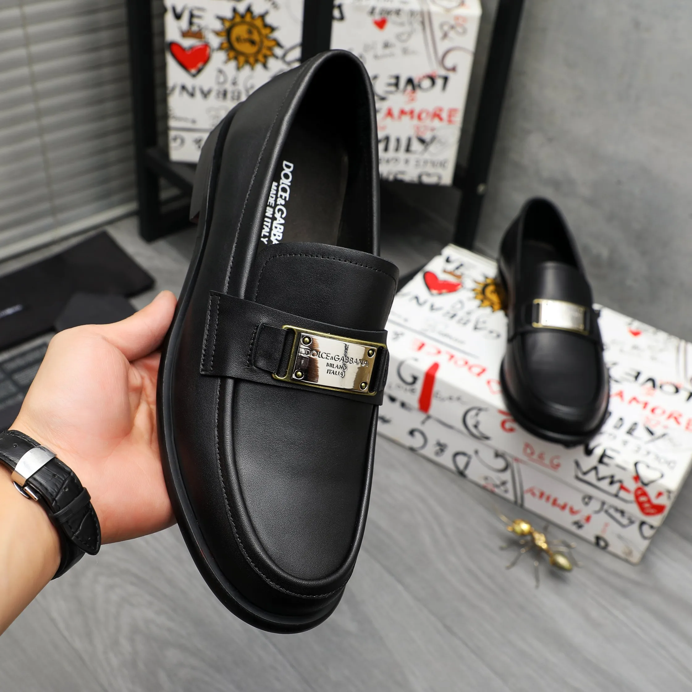 Men's shoes 💰p540 Product trademark: DG (Dolce & Gabbana) business slip-on leather shoes Regular size: 38-46 (38.45.46 is custom-made and non-returnable) Product materials: Selected high-quality cowhide upper, cowhide lining, original rubber outsole